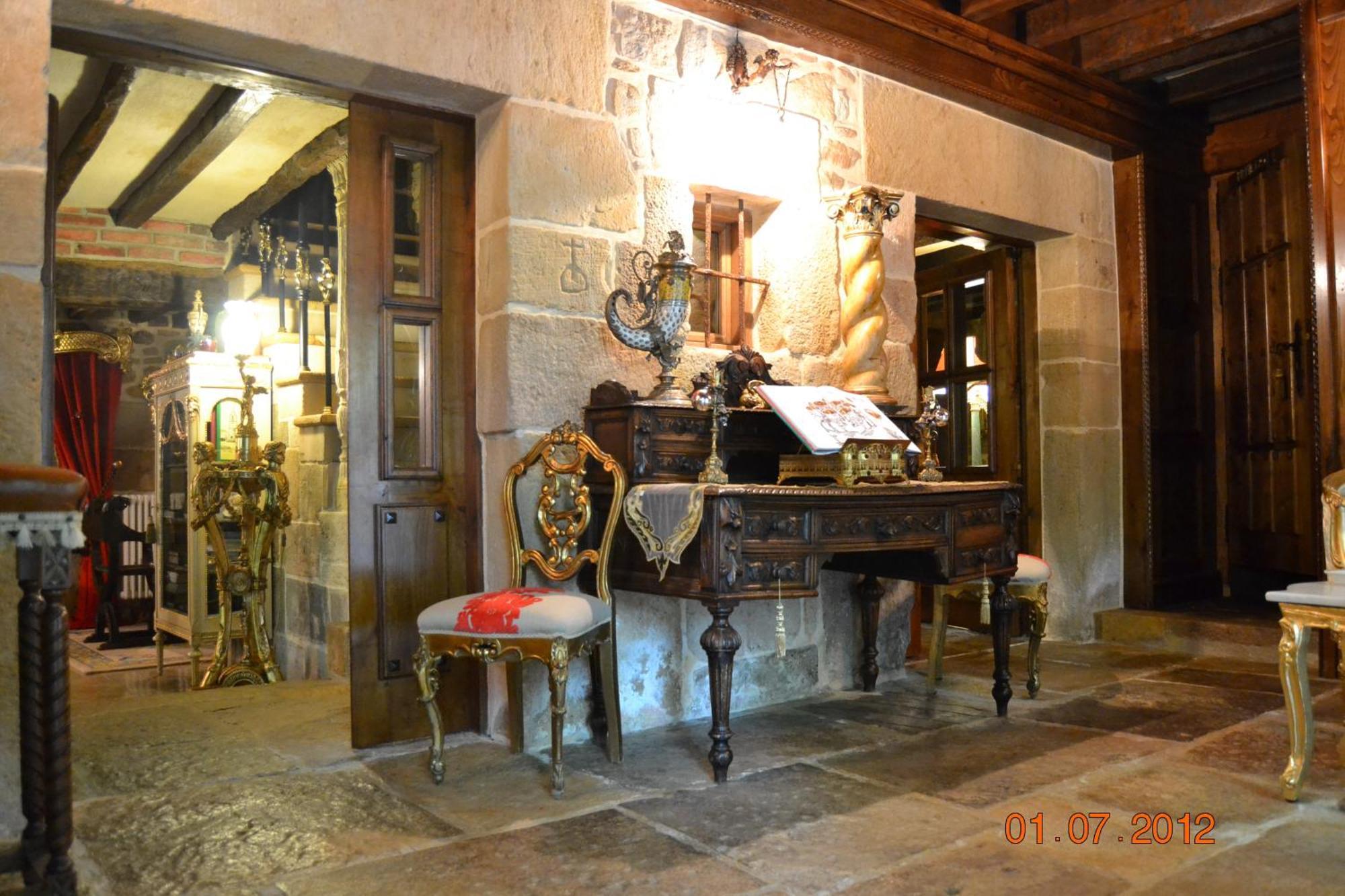 Palacio De Trasvilla 3*